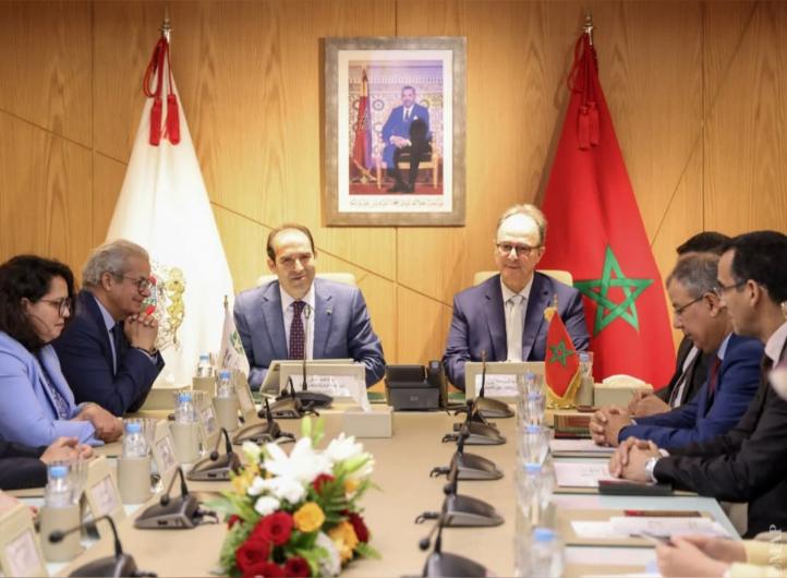 
                                    توقيع اتفاقية تعاون بين المندوبية الوزارية المكلفة بحقوق الإنسان والهيئة الوطنية للنزاهة والوقاية من الرشوة ومحاربتها    