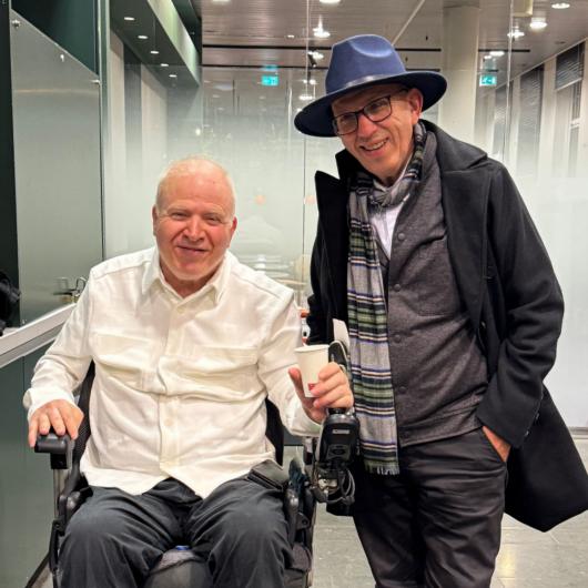 السيد أحمد مسري… قيادة ثقافية تجمع الجاليات في هولندا وتكرّس رسالة التنوع عبر مؤسسة الصداقة المغربية الهولندية