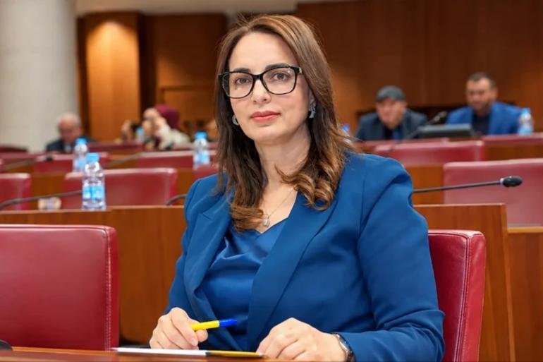جلالة الملك محمد السادس يقبل طلب إعفاء الوزيرة المنتدبة ماديحة خيير  