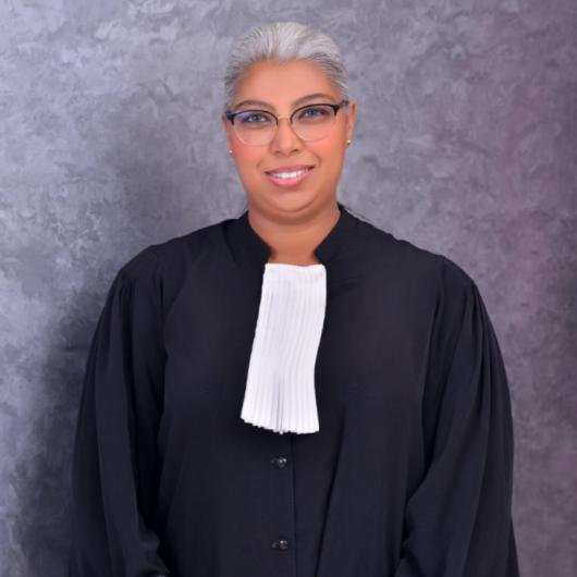 استقلالية مهنة المحاماة بالمغرب بين مكاسب معلنة وتحديات قائمة… في حوار مع الأستاذة ابتسام الإسماعيني 