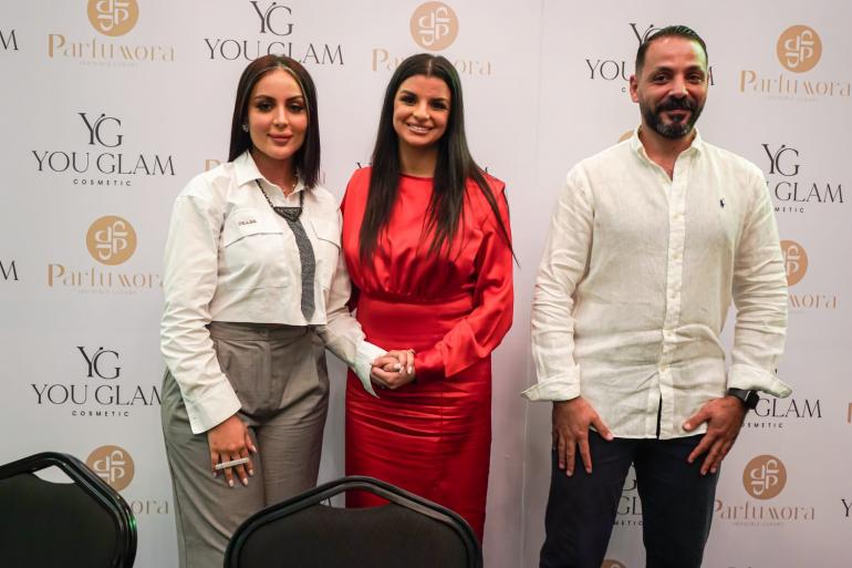 
                                     ابتسام بطمة وفاطمة الزهراء الحرش وثلة من المشاهير في حفل إطلاق  الهوية الجديدة لعلامة Parfumora بالدار البيضاء