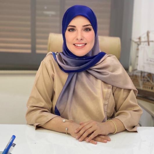     جفاف الفم وأمراض اللثة: د. هند أفلمان تكشف الأسباب والوقاية والعلاج لكل أفراد الأسرة   