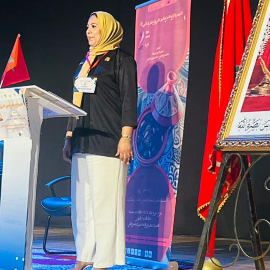 تكريم المغربية  الشيف نادية العبدية للمهرجان الطبخ تحت شعار  نكهات من الماظي على مائدة الوطن     