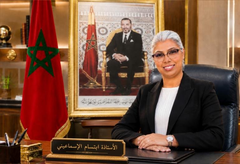 الأستاذة ابتسام الإسماعيني: هل نصنع جيلاً نزيهاً أم جيلاً يتقن التحايل؟ 
