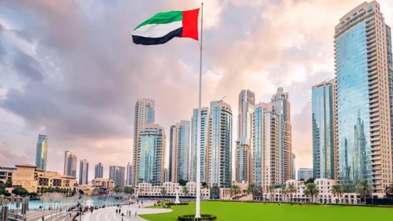 الإمارات تصنع التاريخ : بين كبار العالم في صادرات السلع