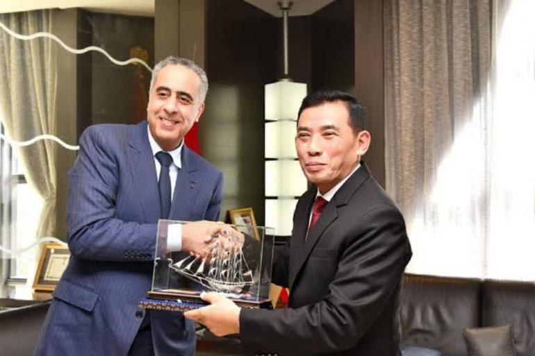 المغرب يعمّق حضوره الدولي أمنيًا: السيد حموشي يبحث مع سفير إندونيسيا آفاق شراكة متجددة   