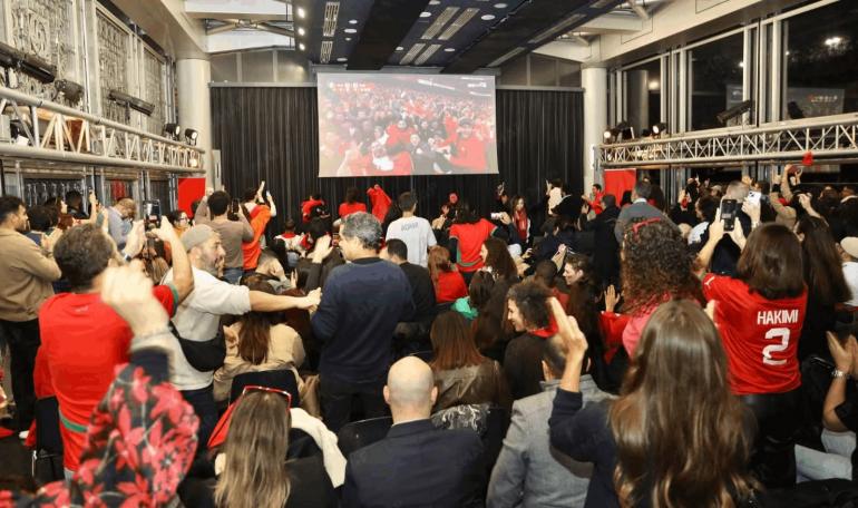 
                                    فرحة عارمة للجماهير من كل أقطار العالم بتأهل أسود الأطلس لنهائي كأس أفريقيا    