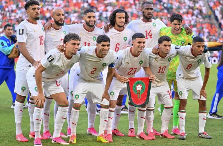  أسود الأطلس يكتبون فصلاً جديدًا من المجد.. المغرب يُسقط هولندا ويواصل الحلم العالمي   