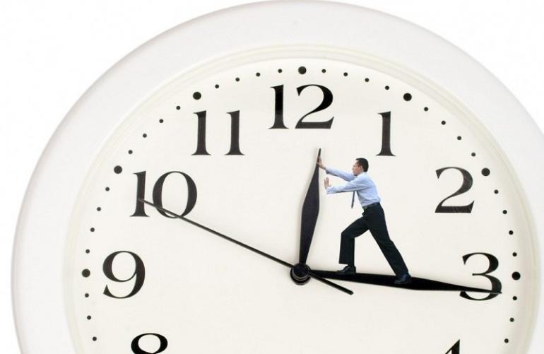 المغرب يعود إلى توقيت غرينتش+1 بعد نهاية شهر رمضان    